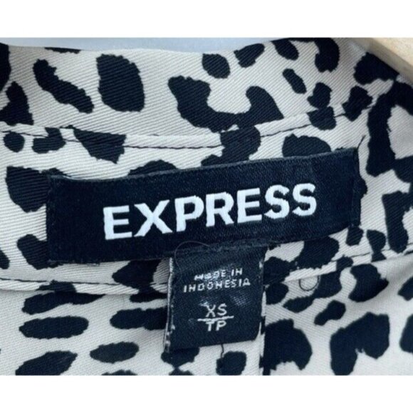Express Women’s Button Front Cheetah Print Dolman Sleeve Blouse Size XS Boho Ofc - Picture 7 of 11